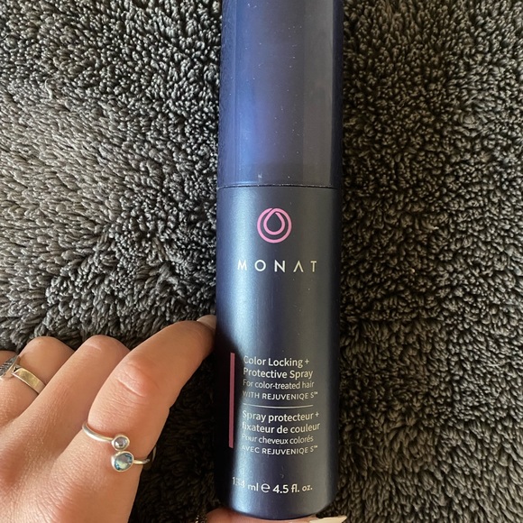 Monat Color Locking Protective Spray - Picture 1 of 3